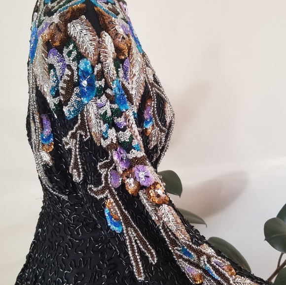 Heavily beaded peplum top - Picture 5 of 11